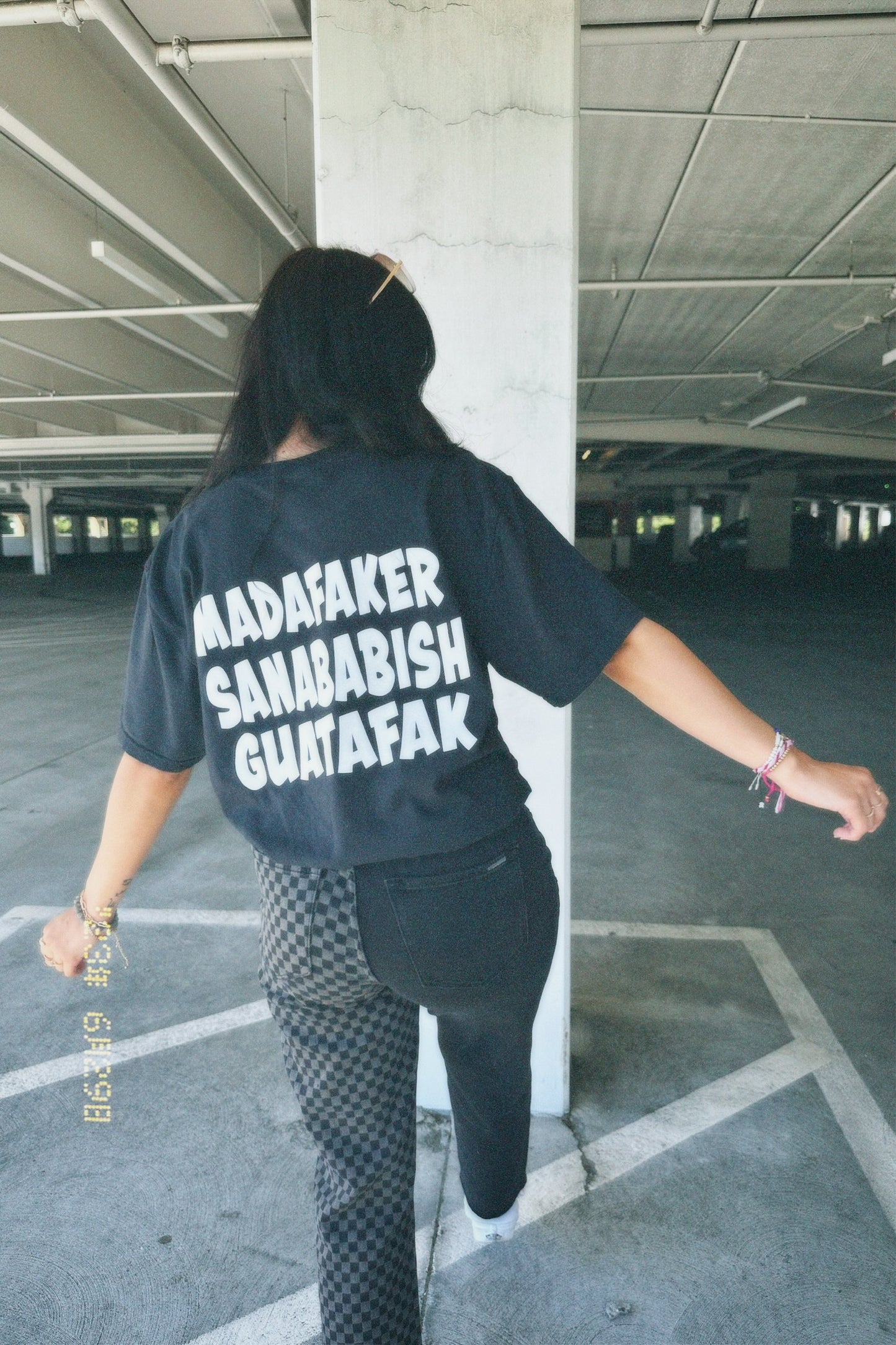 Mada... T-shirt (Black)