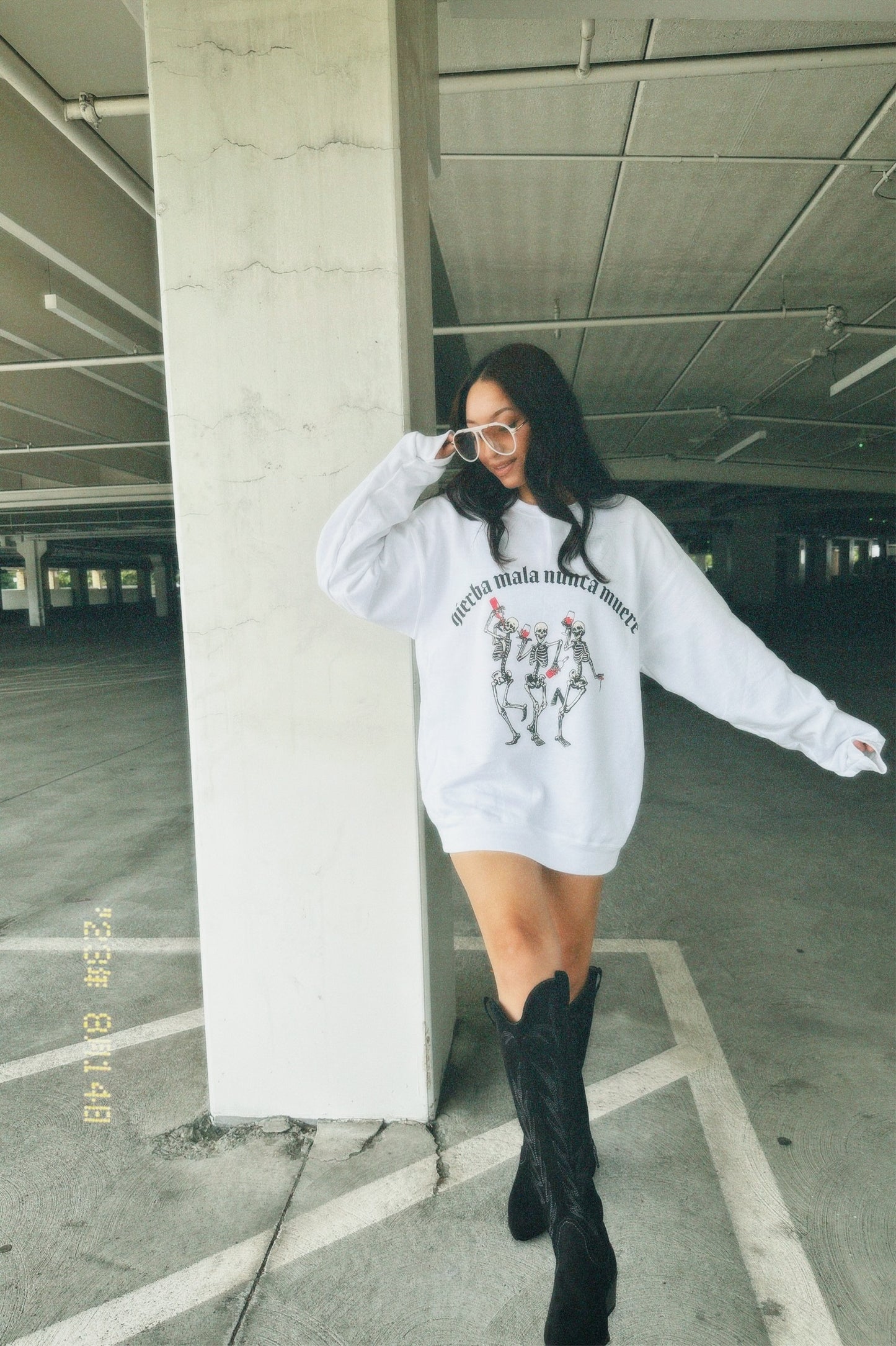 Hierba mala nunca muere (WHITE CREW)