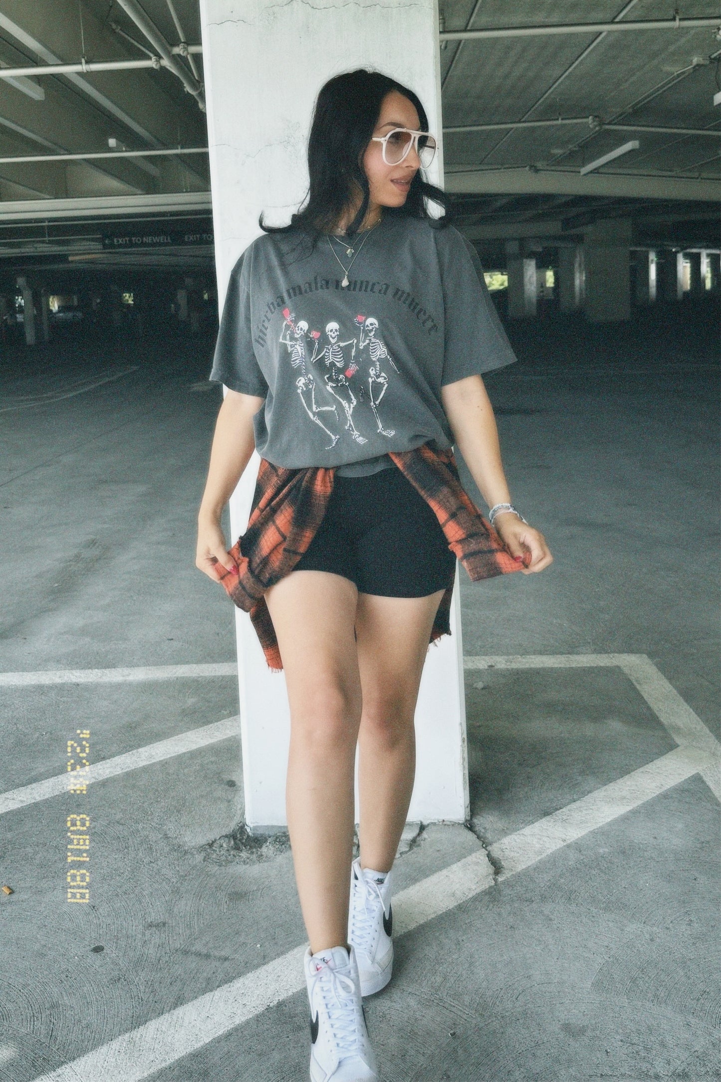 Hierba Mala Tshirt (Pepper)
